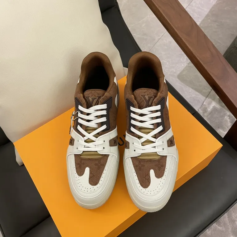 Louis Vuitton Shoe 